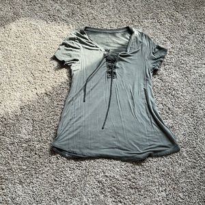 American eagle grey lace put shirt sz M